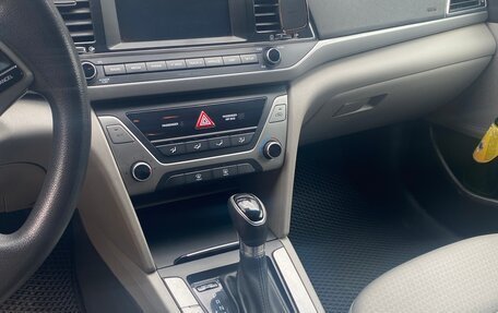 Hyundai Elantra VI рестайлинг, 2017 год, 1 430 000 рублей, 7 фотография