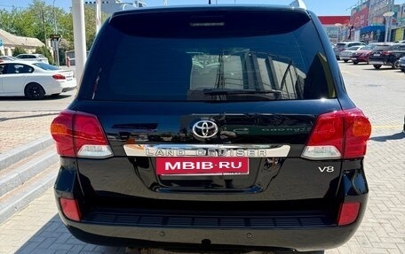 Toyota Land Cruiser 200, 2015 год, 4 300 000 рублей, 7 фотография