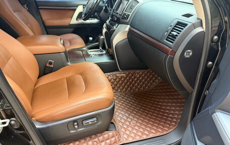 Toyota Land Cruiser 200, 2015 год, 4 300 000 рублей, 12 фотография
