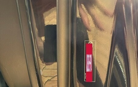 Toyota Land Cruiser 200, 2015 год, 4 300 000 рублей, 28 фотография