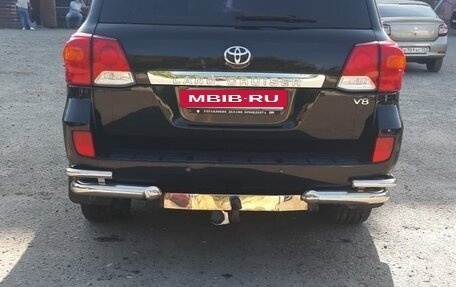 Toyota Land Cruiser 200, 2012 год, 3 100 000 рублей, 2 фотография