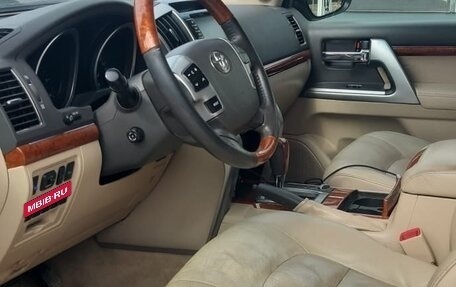 Toyota Land Cruiser 200, 2012 год, 3 100 000 рублей, 6 фотография