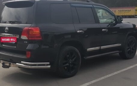 Toyota Land Cruiser 200, 2012 год, 3 100 000 рублей, 8 фотография