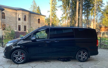 Mercedes-Benz V-Класс, 2019 год, 6 500 000 рублей, 3 фотография