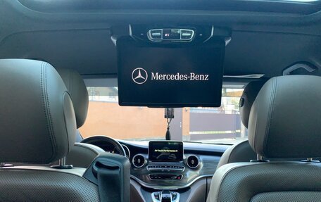 Mercedes-Benz V-Класс, 2019 год, 6 500 000 рублей, 9 фотография