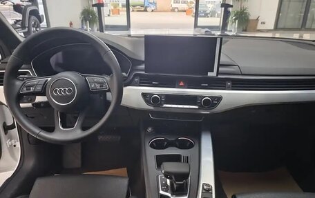 Audi A4, 2022 год, 3 500 000 рублей, 3 фотография