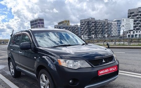 Mitsubishi Outlander III рестайлинг 3, 2006 год, 950 000 рублей, 1 фотография