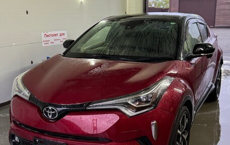 Toyota C-HR I рестайлинг, 2019 год, 2 100 000 рублей, 2 фотография