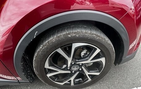 Toyota C-HR I рестайлинг, 2019 год, 2 100 000 рублей, 15 фотография
