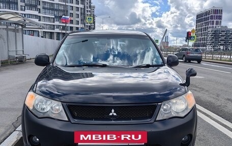 Mitsubishi Outlander III рестайлинг 3, 2006 год, 950 000 рублей, 2 фотография