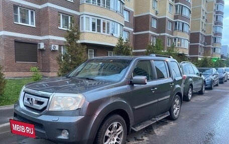 Honda Pilot III рестайлинг, 2008 год, 1 350 000 рублей, 2 фотография