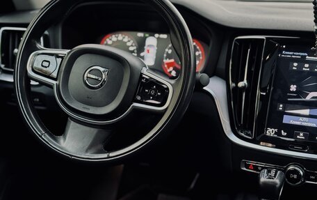 Volvo S60 III, 2019 год, 2 750 000 рублей, 5 фотография