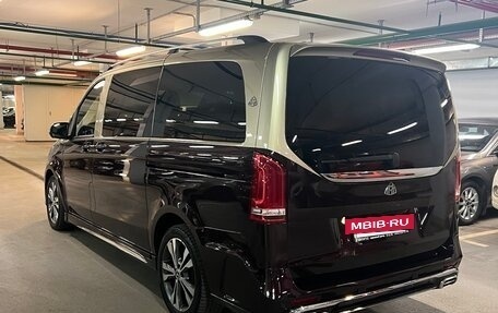 Mercedes-Benz V-Класс, 2018 год, 16 000 000 рублей, 11 фотография
