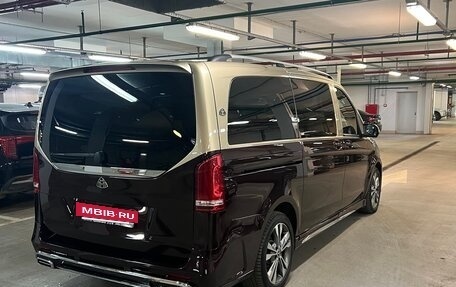 Mercedes-Benz V-Класс, 2018 год, 16 000 000 рублей, 12 фотография