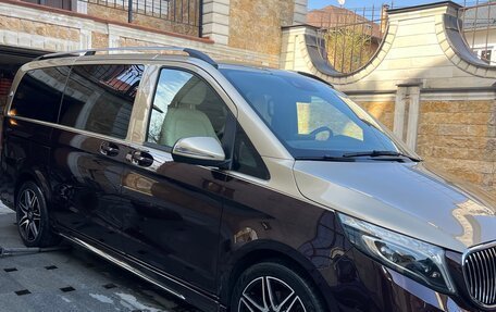 Mercedes-Benz V-Класс, 2018 год, 16 000 000 рублей, 22 фотография