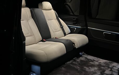 Mercedes-Benz V-Класс, 2018 год, 16 000 000 рублей, 19 фотография
