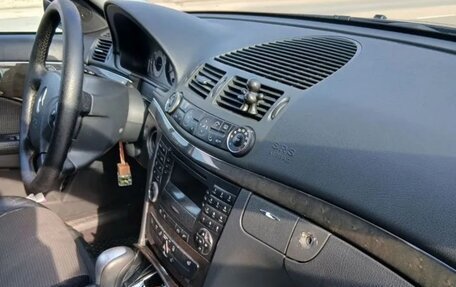 Mercedes-Benz E-Класс, 2002 год, 900 000 рублей, 12 фотография