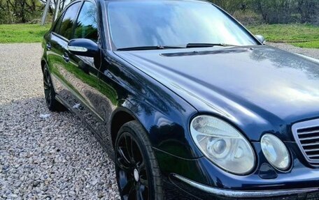 Mercedes-Benz E-Класс, 2002 год, 900 000 рублей, 5 фотография