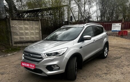 Ford Kuga III, 2018 год, 1 950 000 рублей, 3 фотография