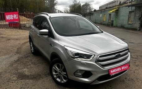 Ford Kuga III, 2018 год, 1 950 000 рублей, 2 фотография