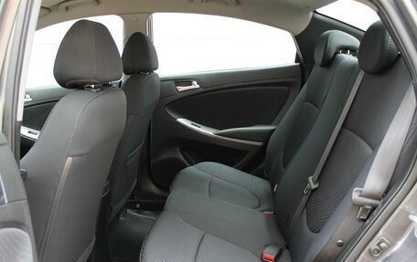 Hyundai Solaris II рестайлинг, 2016 год, 1 090 000 рублей, 32 фотография