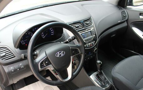 Hyundai Solaris II рестайлинг, 2016 год, 1 090 000 рублей, 28 фотография