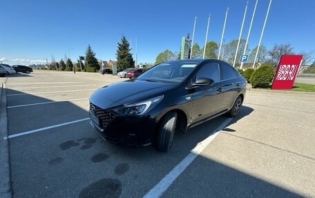 Hyundai Solaris II рестайлинг, 2021 год, 1 750 000 рублей, 2 фотография