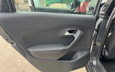Volkswagen Polo VI (EU Market), 2017 год, 1 300 000 рублей, 17 фотография