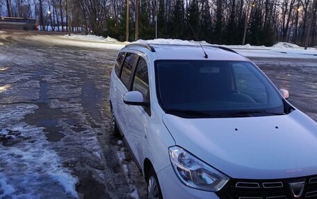Dacia Lodgy, 2018 год, 1 250 000 рублей, 4 фотография