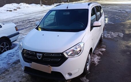 Dacia Lodgy, 2018 год, 1 250 000 рублей, 5 фотография