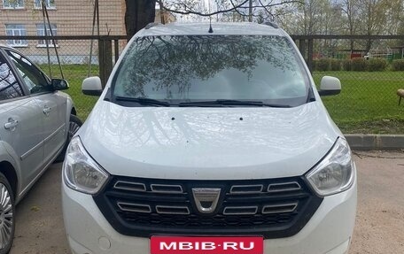 Dacia Lodgy, 2018 год, 1 250 000 рублей, 6 фотография