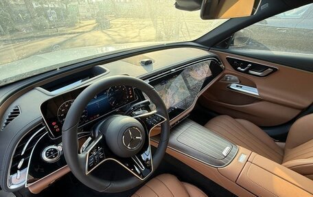 Mercedes-Benz E-Класс, 2024 год, 12 850 000 рублей, 11 фотография