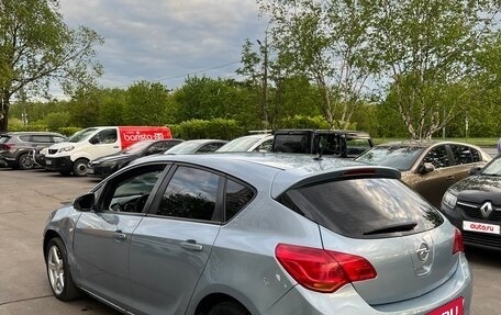Opel Astra J, 2011 год, 415 000 рублей, 10 фотография