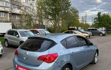 Opel Astra J, 2011 год, 415 000 рублей, 12 фотография