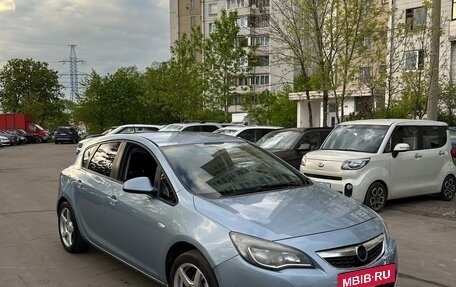 Opel Astra J, 2011 год, 415 000 рублей, 13 фотография
