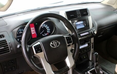 Toyota Land Cruiser Prado 150 рестайлинг 2, 2010 год, 2 550 000 рублей, 15 фотография