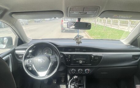 Toyota Corolla, 2013 год, 1 100 000 рублей, 6 фотография