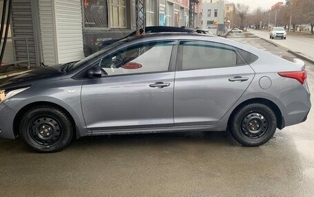 Hyundai Solaris II рестайлинг, 2019 год, 1 199 000 рублей, 3 фотография
