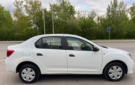 Renault Logan II, 2017 год, 645 000 рублей, 5 фотография