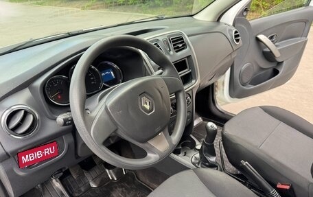 Renault Logan II, 2017 год, 645 000 рублей, 11 фотография
