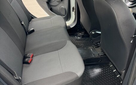 Renault Logan II, 2017 год, 645 000 рублей, 16 фотография