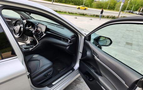 Toyota Camry, 2021 год, 3 700 000 рублей, 7 фотография