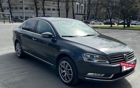 Volkswagen Passat B7, 2011 год, 1 100 000 рублей, 3 фотография