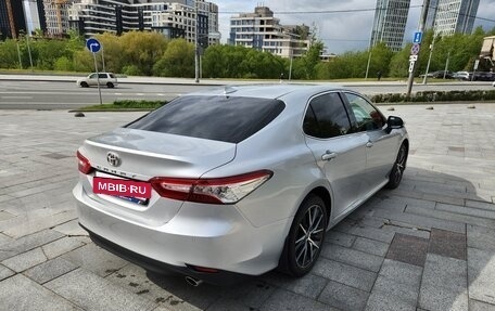 Toyota Camry, 2021 год, 3 700 000 рублей, 5 фотография