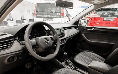 Skoda Rapid II, 2021 год, 1 085 000 рублей, 16 фотография