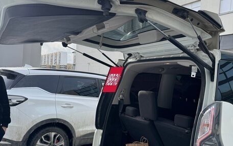 Nissan Serena IV, 2018 год, 1 890 000 рублей, 11 фотография