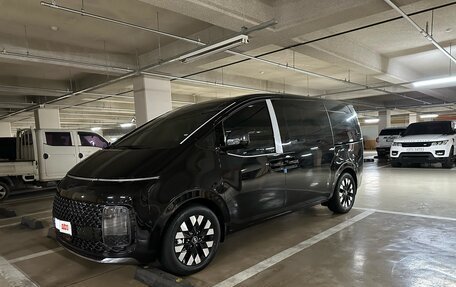 Hyundai Staria, 2025 год, 6 190 000 рублей, 2 фотография