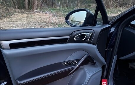 Porsche Cayenne III, 2013 год, 2 350 000 рублей, 18 фотография