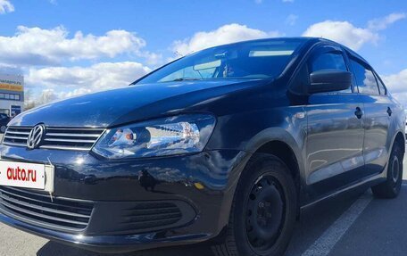 Volkswagen Polo VI (EU Market), 2012 год, 450 000 рублей, 2 фотография