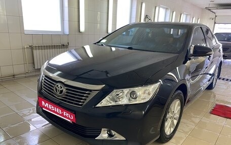 Toyota Camry, 2012 год, 1 650 000 рублей, 2 фотография